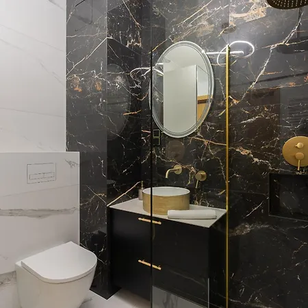 Glow - Faro Garden Apartment *