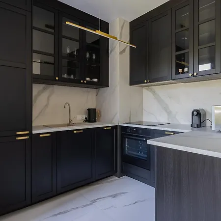 Glow - Faro Garden Apartment *